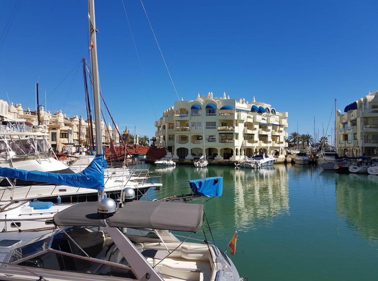 Apartamento Benalmadena Puerto Marina Leilighet Eksteriør bilde