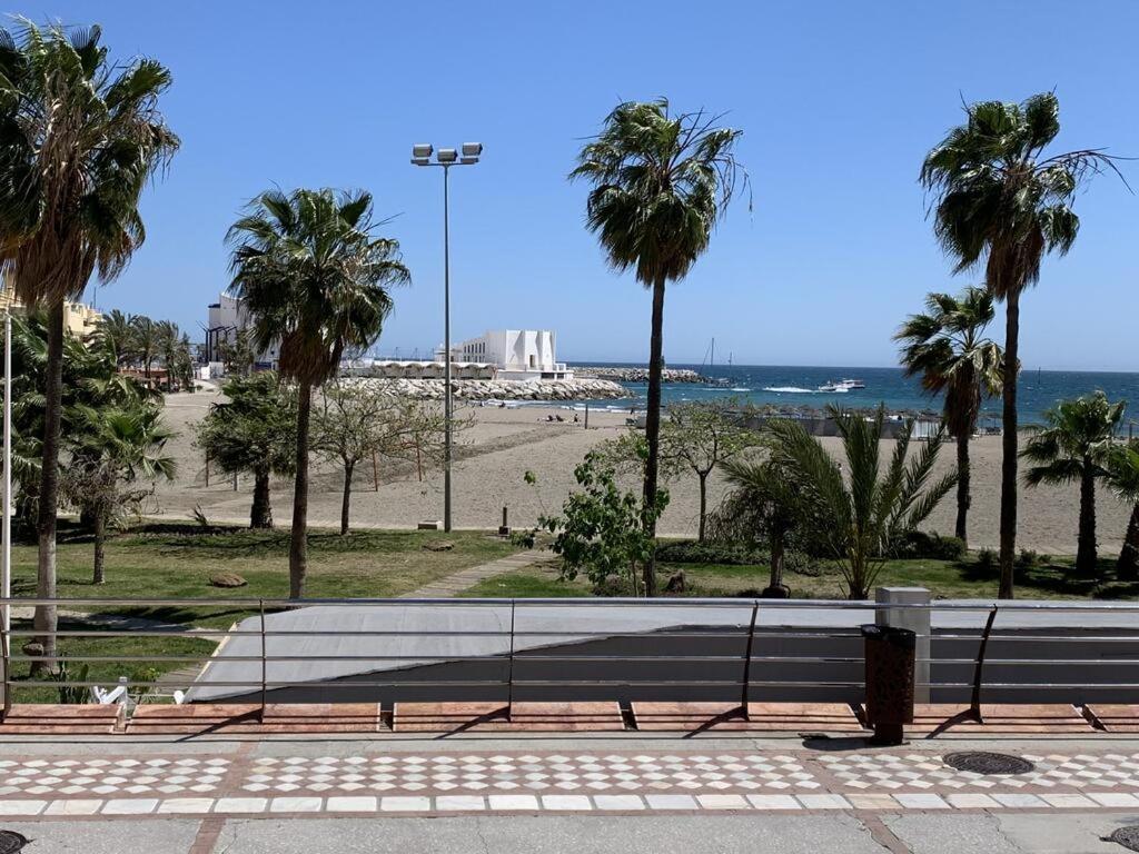 Apartamento Benalmadena Puerto Marina Leilighet Eksteriør bilde